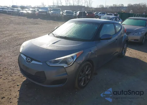 2016 Hyundai Veloster z USA, uszkodzony, nr VIN KMHTC6ADXGU276970
